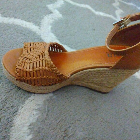 Wedge Sandals - Picture 3 of 3
